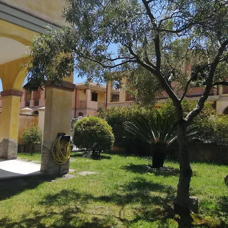 Casa Singola Ampio Giardino Holiday home *
