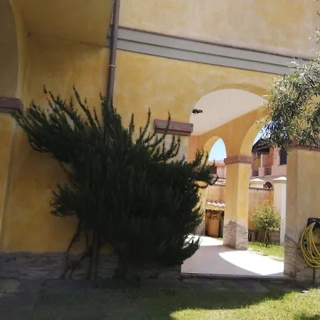Holiday home Casa Singola Ampio Giardino