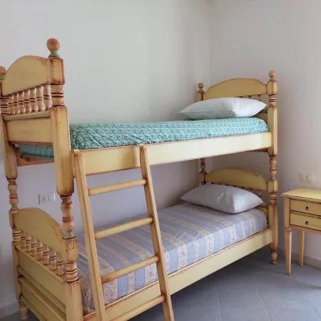 Casa Singola Ampio Giardino 度假居 *